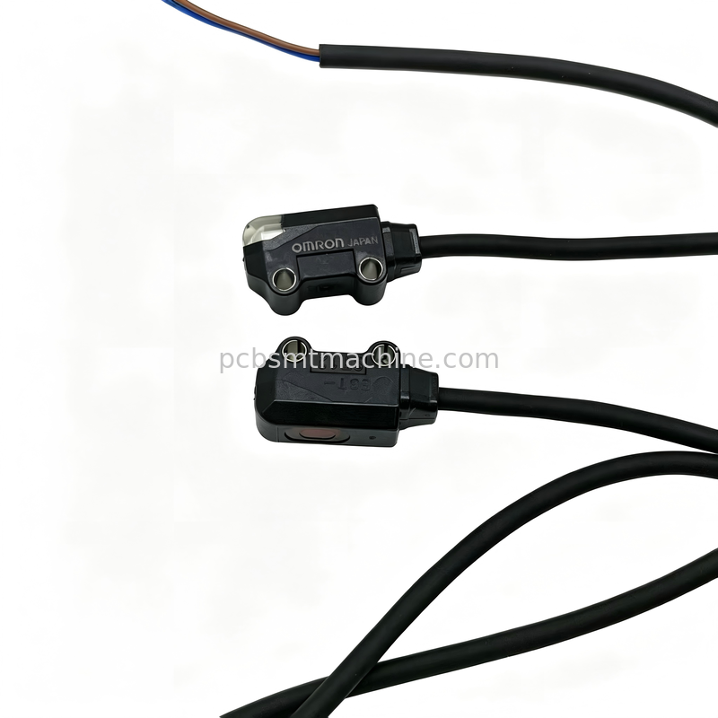 Original OMRON E3T-ST12 Photoelectric Sensor with Through-beam Detection IP67-rated Housing and 1000mm Sensing Distance
